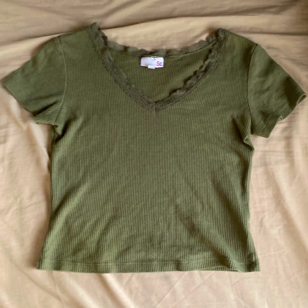 Cute green top